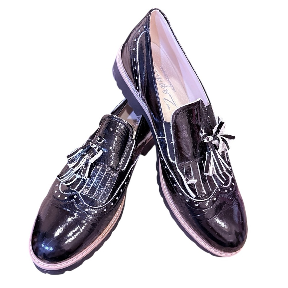 Zapato Women’s Genuine Patent Leather Black Tassel Loafers Lug Sole Sz 9